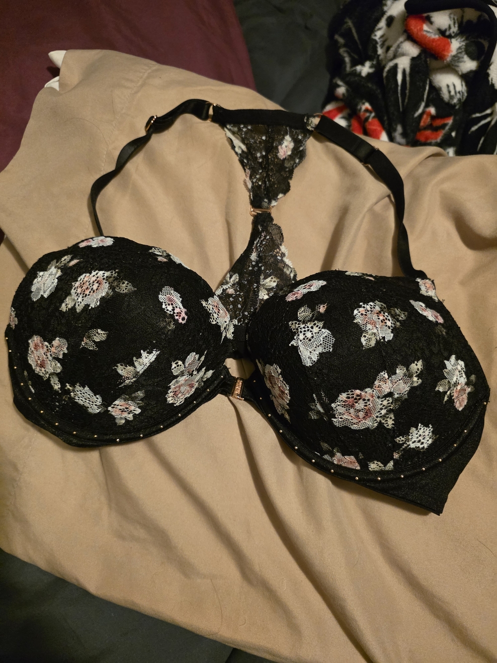 Victoria's Secret Black Floral Lace Push-Up Bra with Racerback